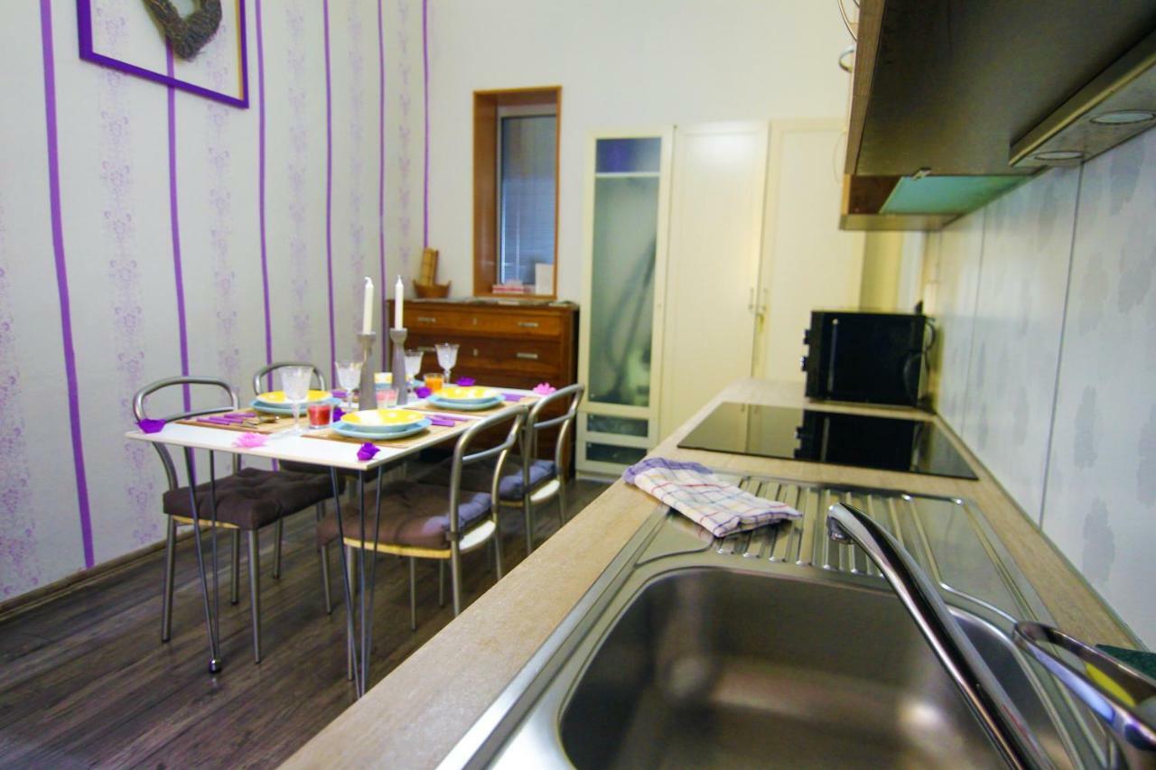 Central Cozy Apartment プラハ エクステリア 写真